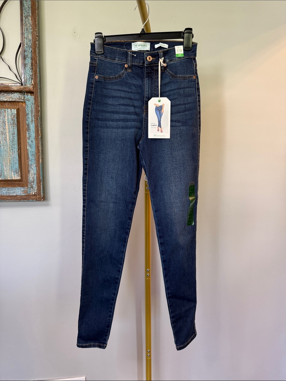 Celebrity Pink Dark Indigo curvy Skinny Jeans NEW 7/28